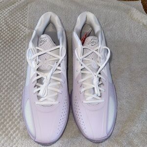 Nike G.T Cut Cross Barely Grape